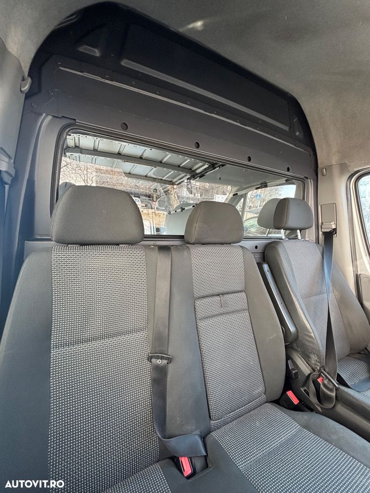 Mercedes-Benz Sprinter - 11