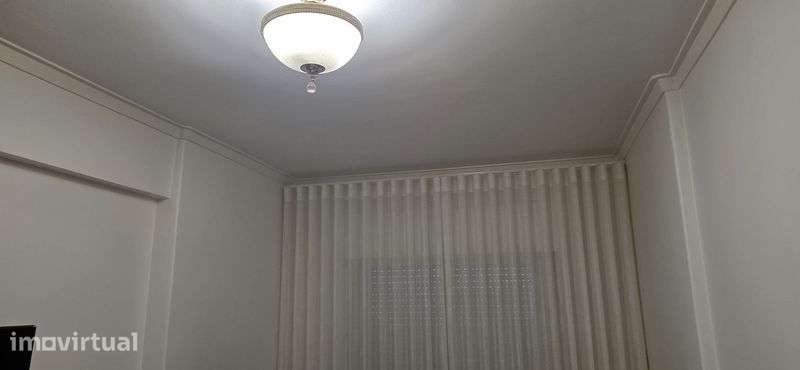 T2 CASAL DE SÃO BRÁS  - Remodelado e Mobilado - Grande imagem: 4/4