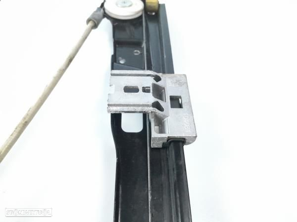 Elevador Frente Dto Mercedes-Benz C-Class T-Model (S203) - 5