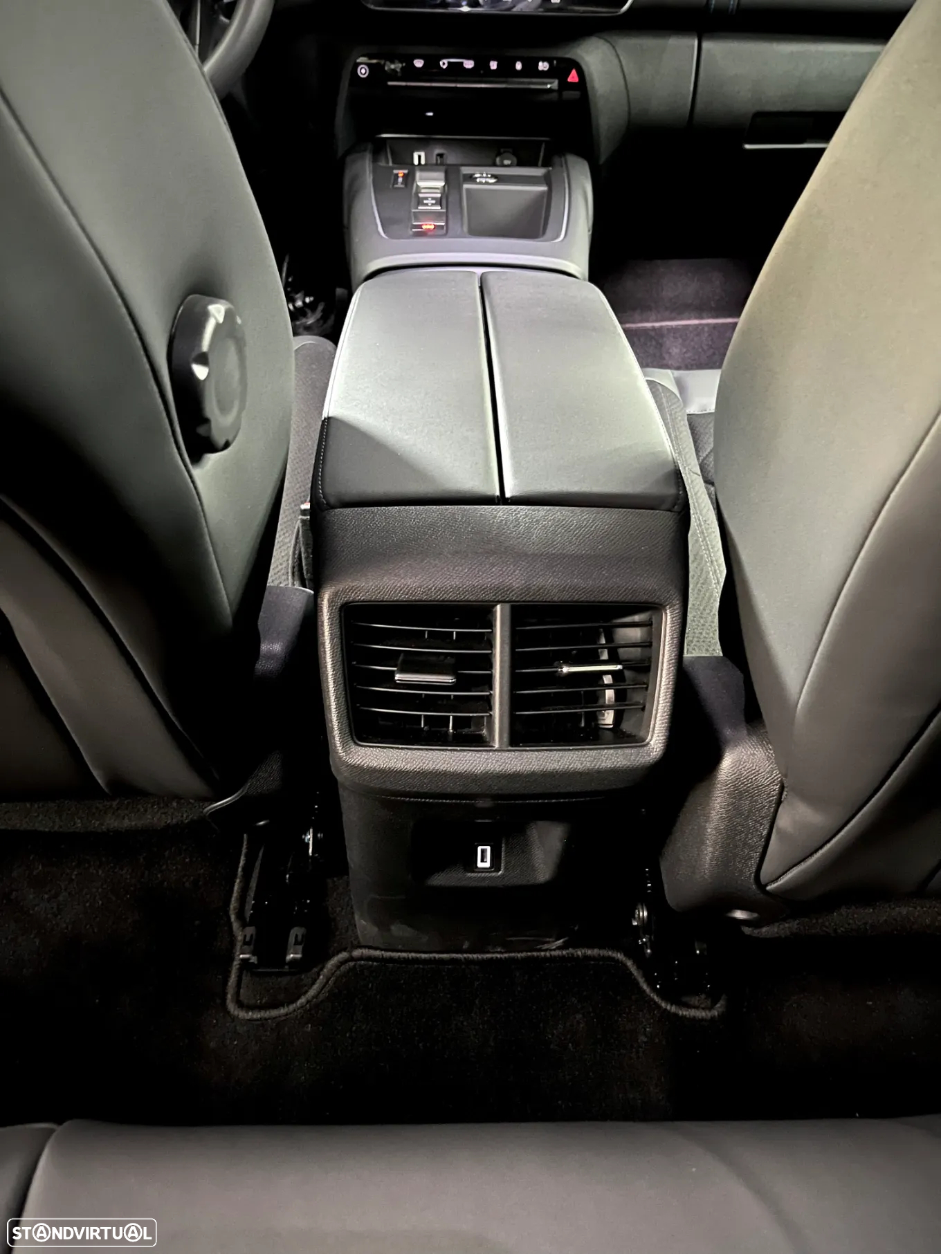Citroën C5 Aircross 1.6 Hybrid Shine Pack e-EAT8 - 26