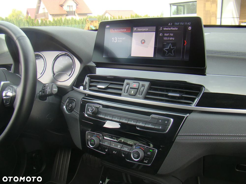 BMW X1 xDrive20d Sport Line - 36