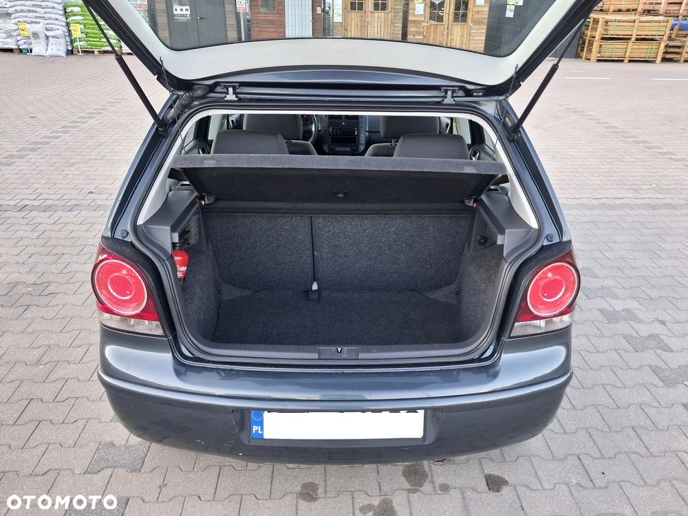 Volkswagen Polo 1.4 16V Comfortline - 5