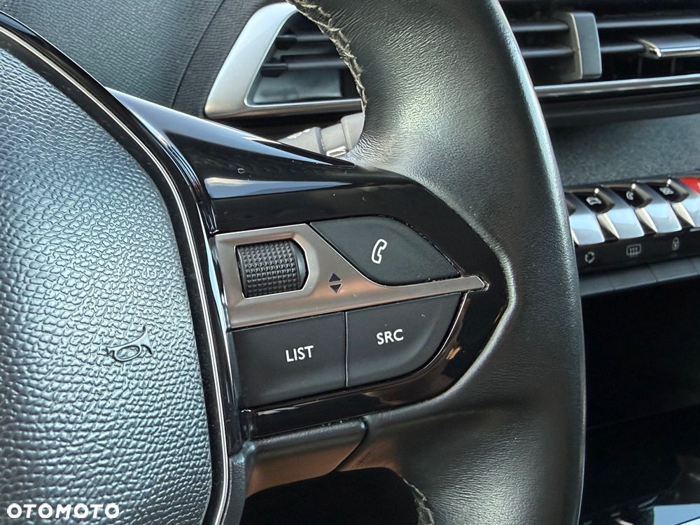 Peugeot 3008 BlueHDi 130 Stop & Start Allure - 26