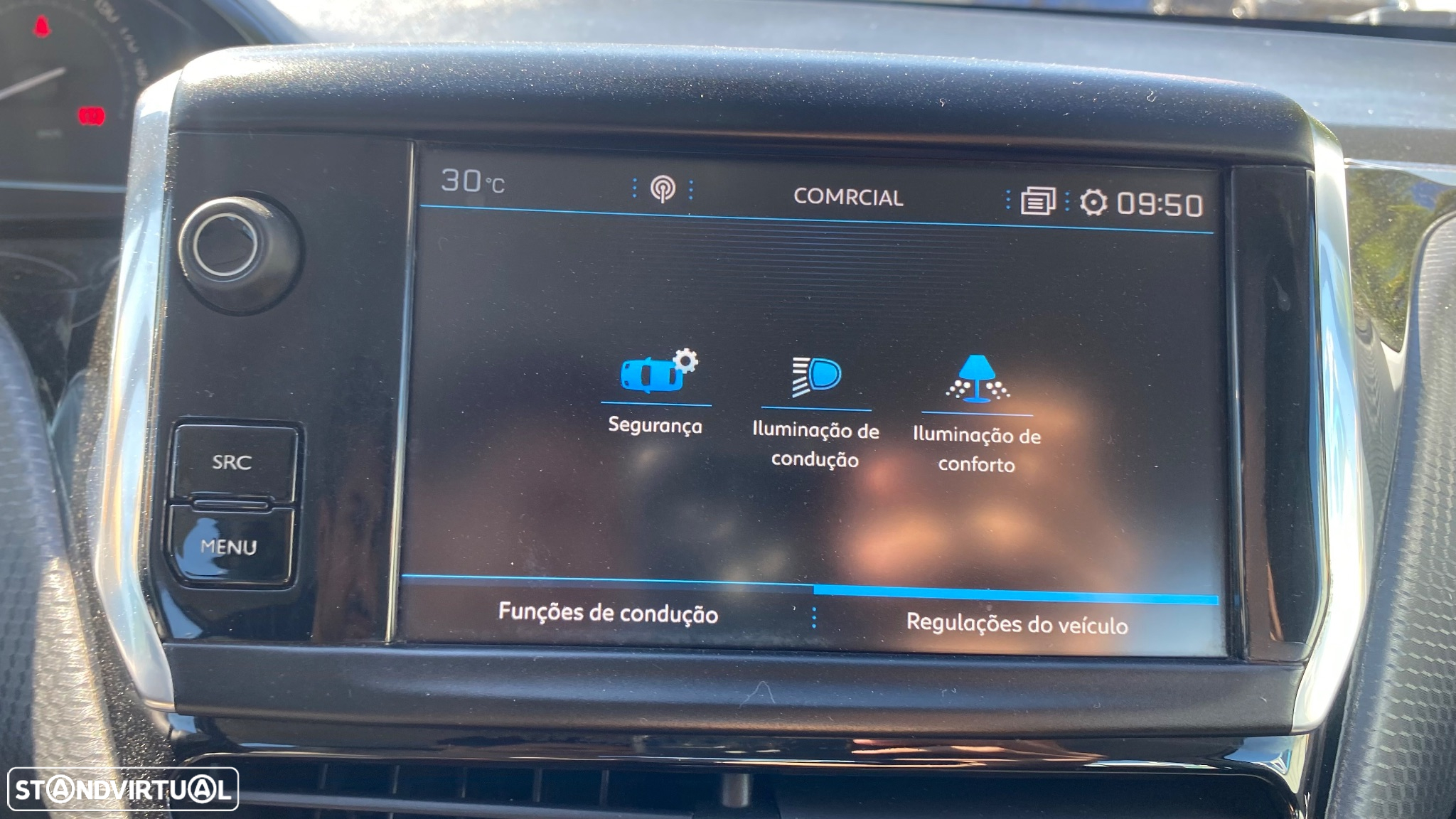 Peugeot 208 1.2 PureTech Allure - 43
