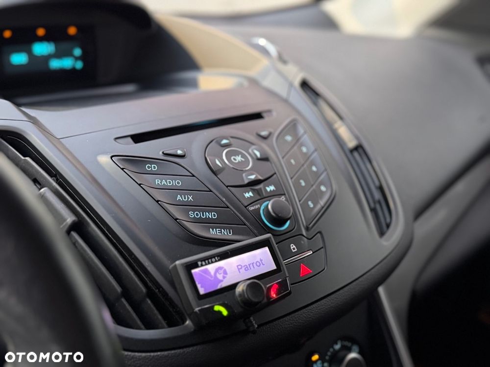 Ford Kuga 2.0 TDCi 2x4 Trend - 17