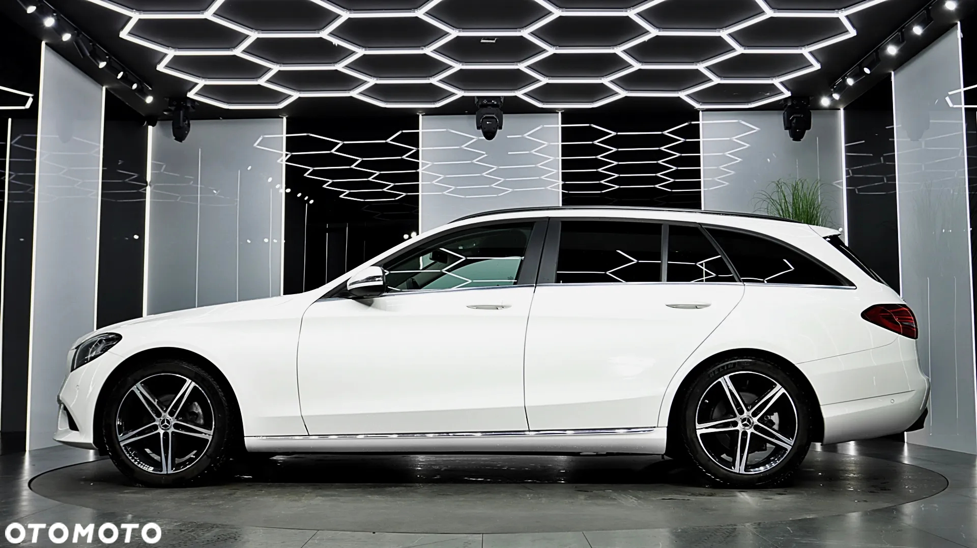 Mercedes-Benz Klasa C 200 d 9G-TRONIC - 4