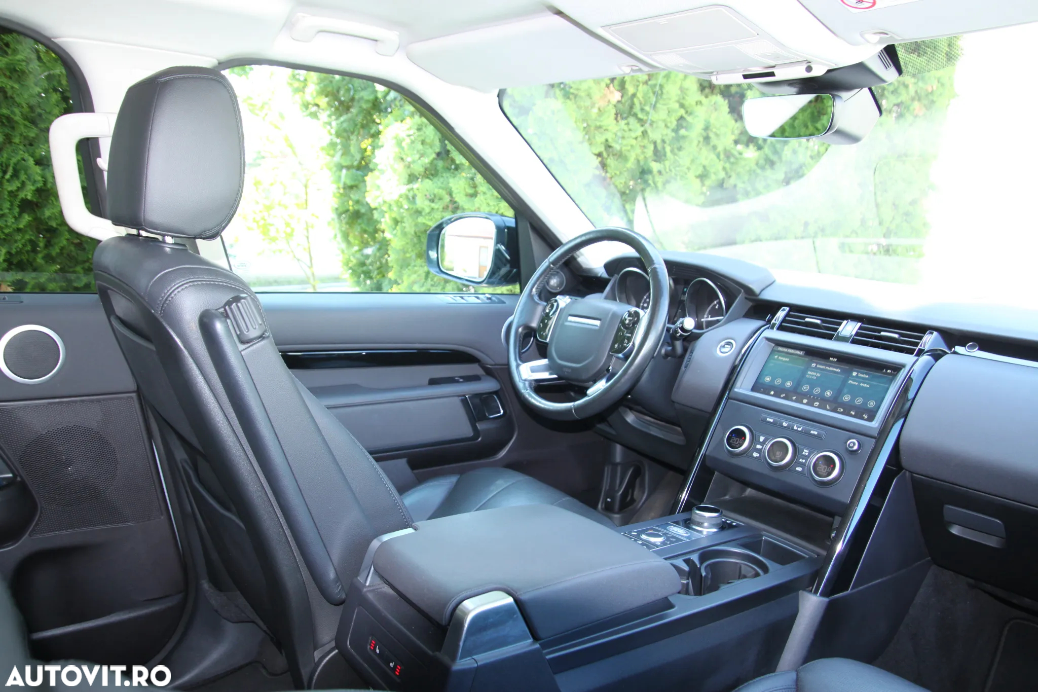 Land Rover Discovery 3.0 L SD6 Landmark Edition - 22