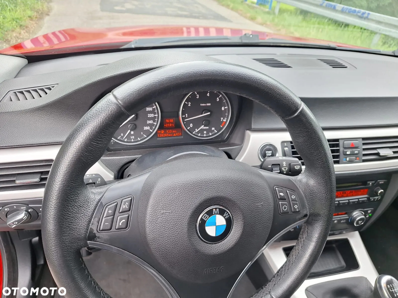 BMW Seria 3 320i Coupe Edition Exclusive - 19