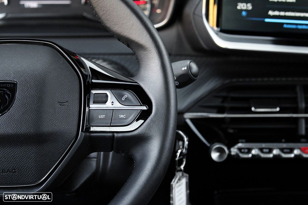Peugeot 2008 1.2 PureTech Style - 26