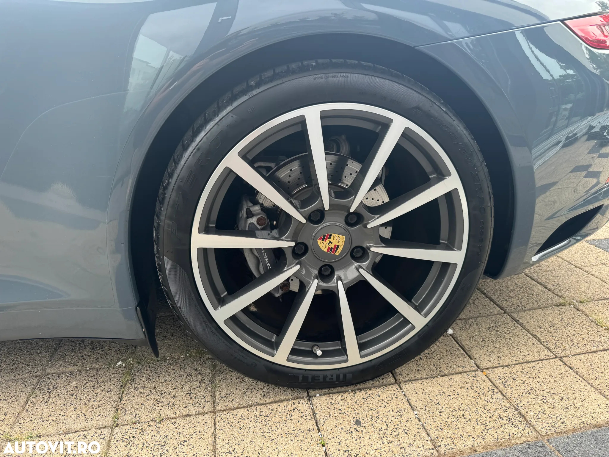 Porsche 911 Carrera PDK - 22