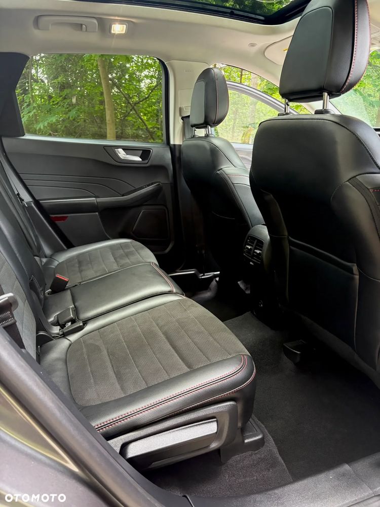 Ford Escape 2.0 EcoBoost AWD Titanium - 5