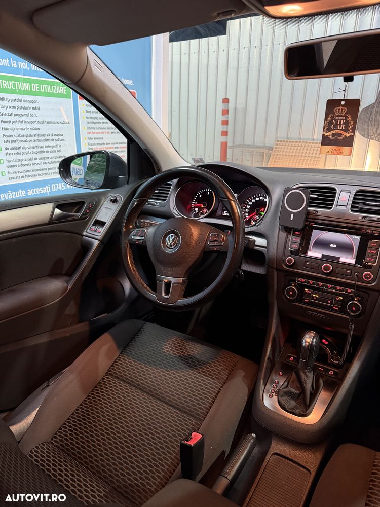 Volkswagen Golf 1.6 TDI DPF DSG Trendline - 11