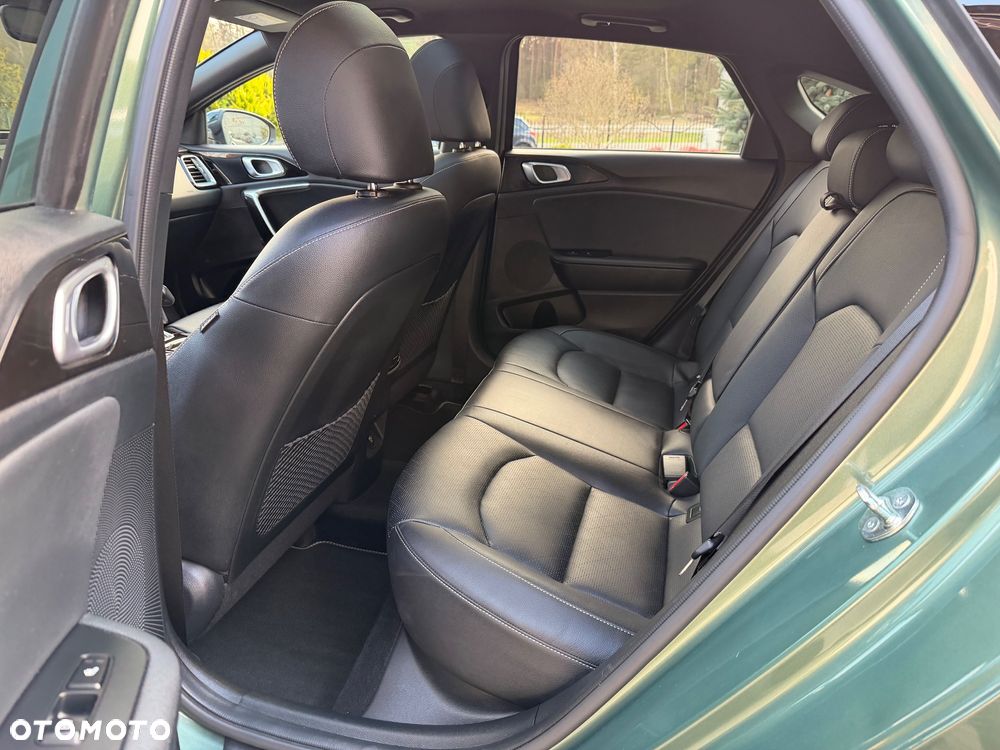 Kia ProCeed 1.5 T-GDI DCT7 OPF GT LINE - 12