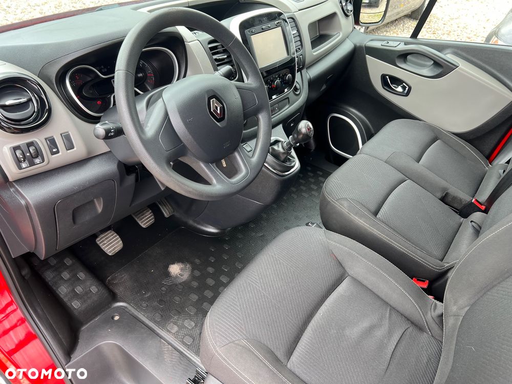 Renault Trafic - 15