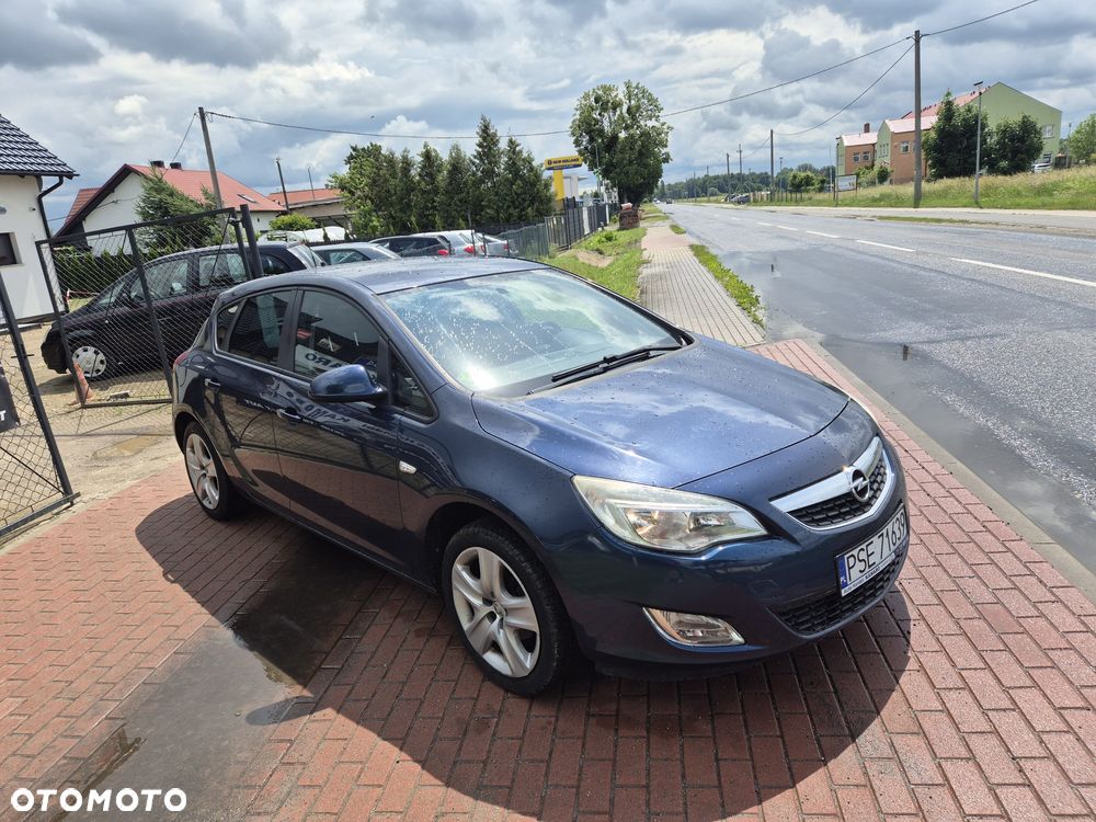 Opel Astra - 1