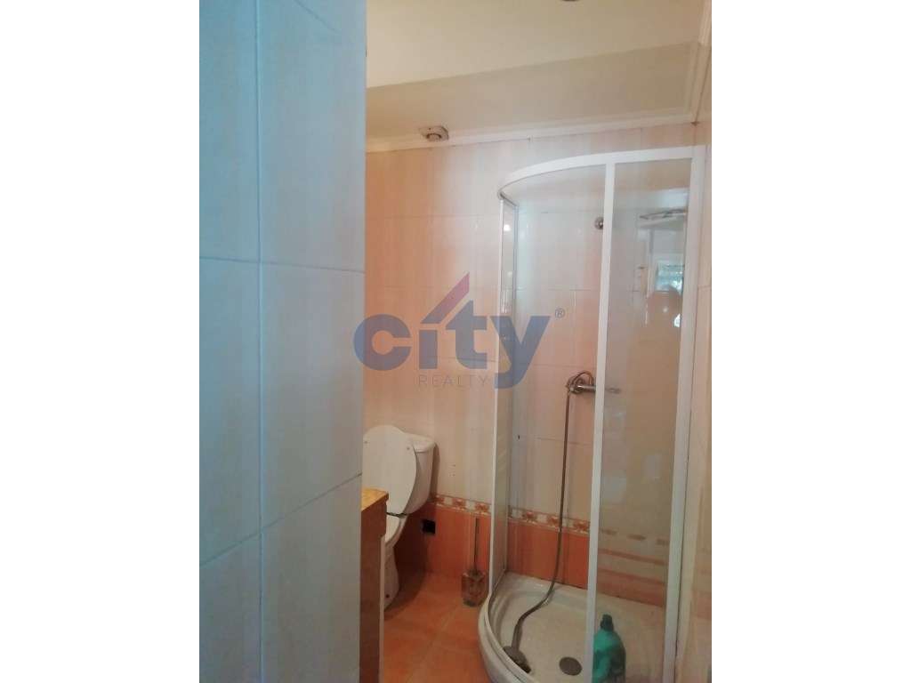 Apartamento T3 para arrendamento às Portas de Benfica - Grande imagem: 4/8