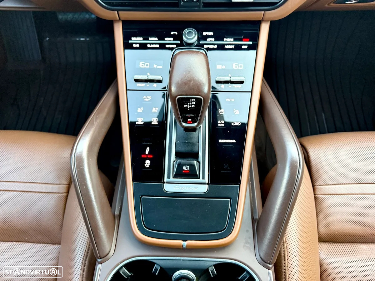 Porsche Cayenne E-Hybrid - 21