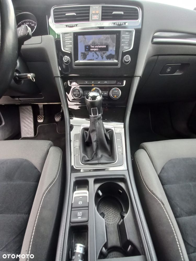 Volkswagen Golf Variant - 30
