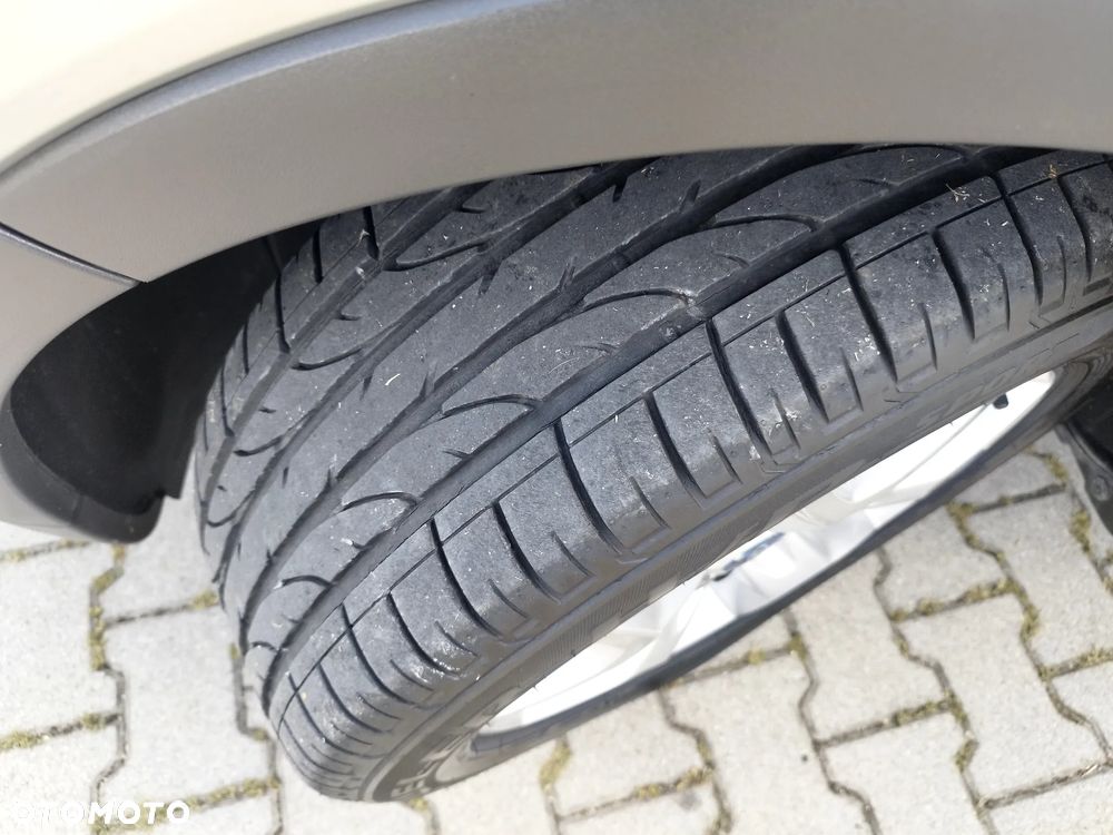 Ford Kuga 2.0 TDCi 4x4 Titanium - 12