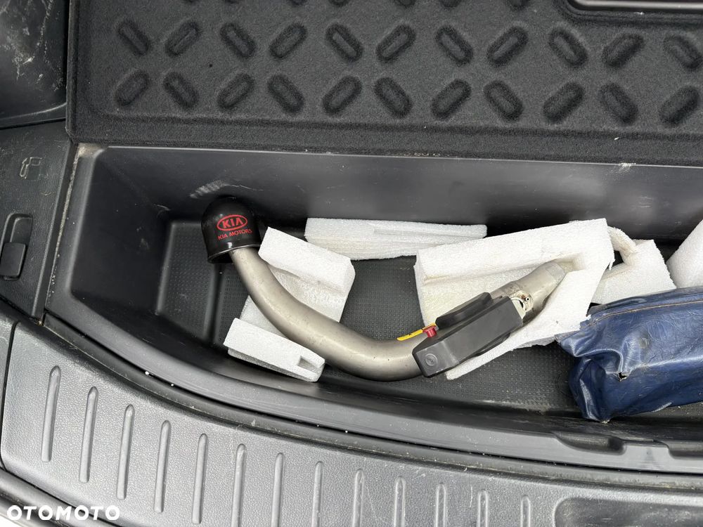 Kia Carens 2.0 EX - 20