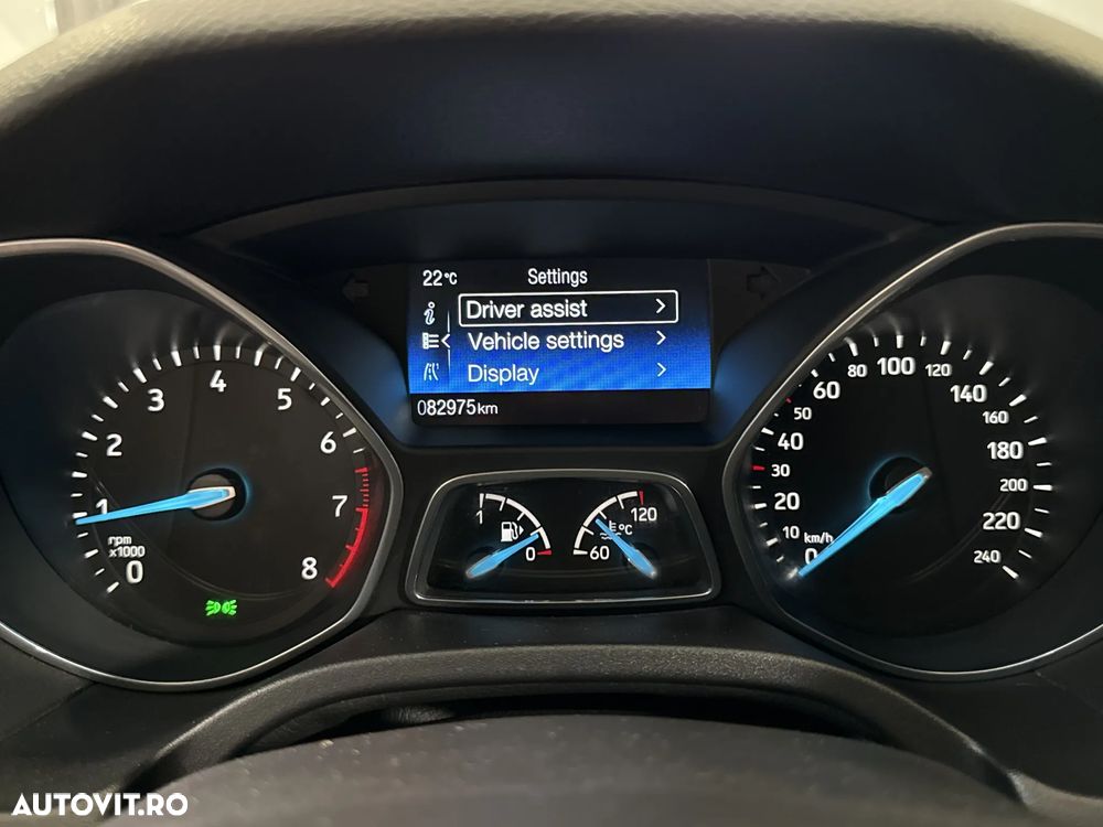 Ford Focus - 11