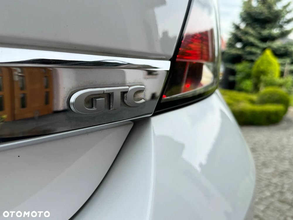 Opel Astra 1.6 Edition 111 Jahre - 11