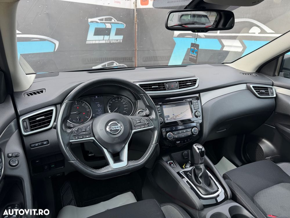 Nissan Qashqai 1.6 DCI Xtronic N-Connecta - 10