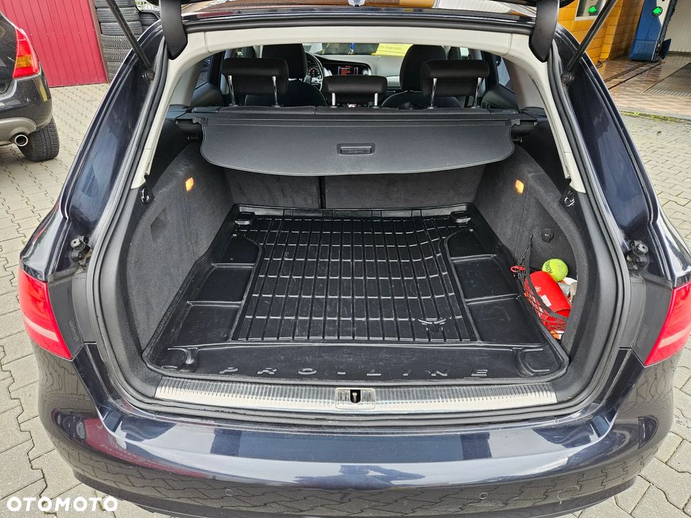 Audi A4 Avant - 10