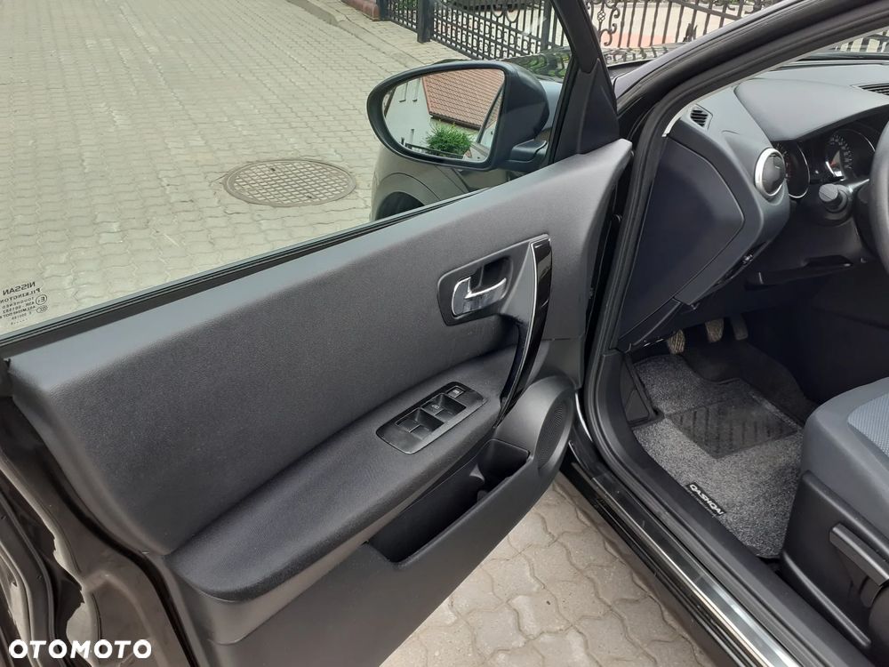 Nissan Qashqai 1.6 visia - 11