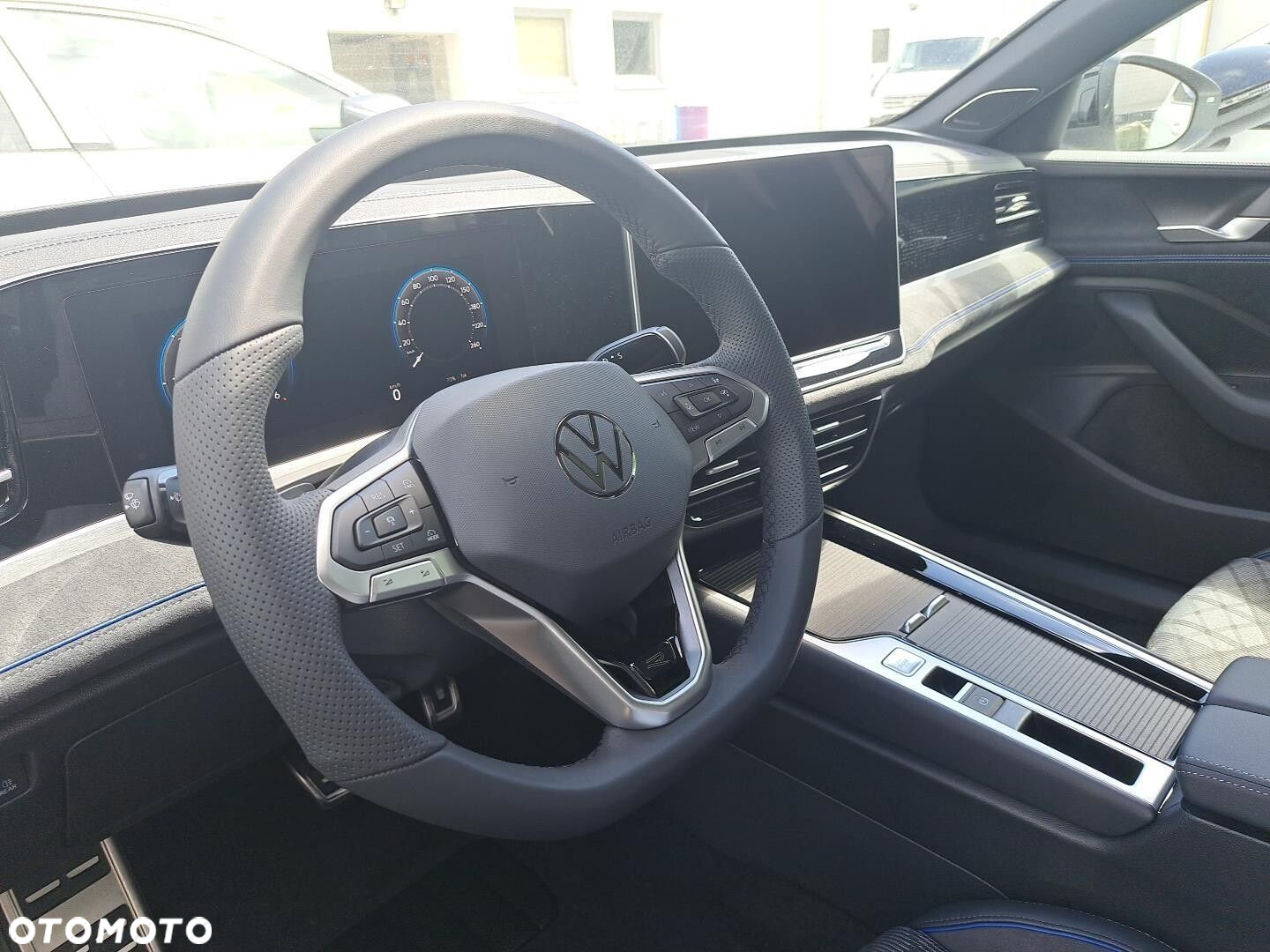 Volkswagen Passat - 17