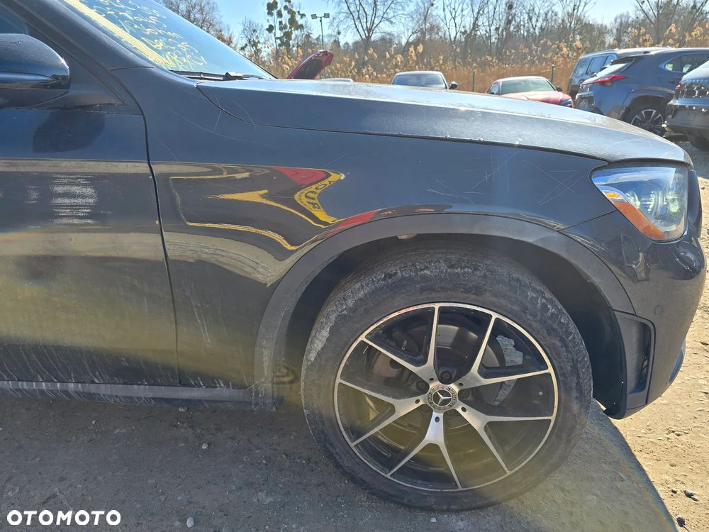 Mercedes-Benz GLC 300 4Matic 9G-TRONIC Edition Avantgarde - 6