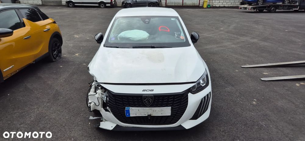 Peugeot 208 - 2