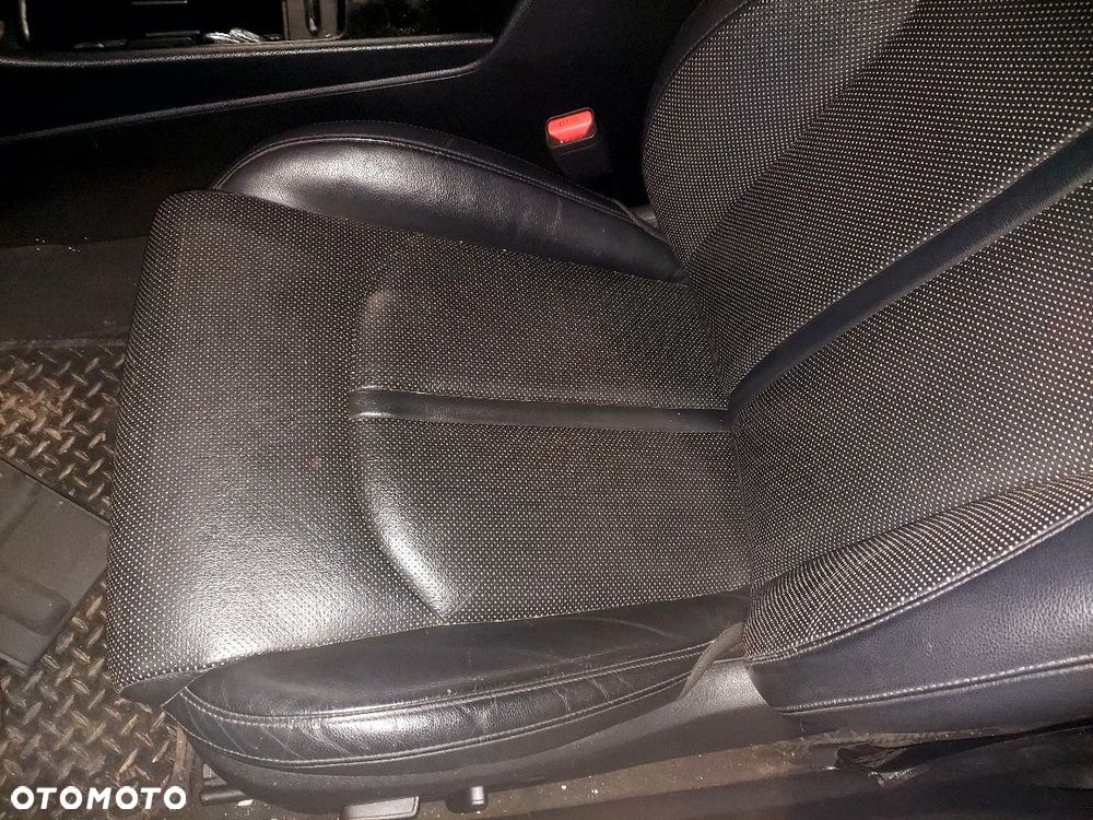 Kia Optima IV JF Sedan komplet foteli skórzane grzane przód i tył - 3