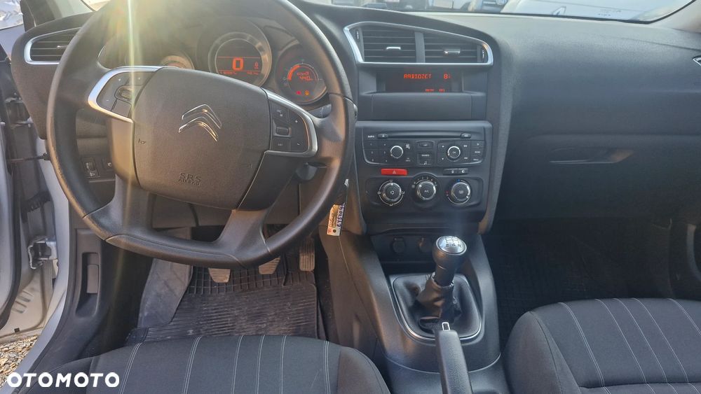 Citroën C4 HDi 90 Attraction - 14