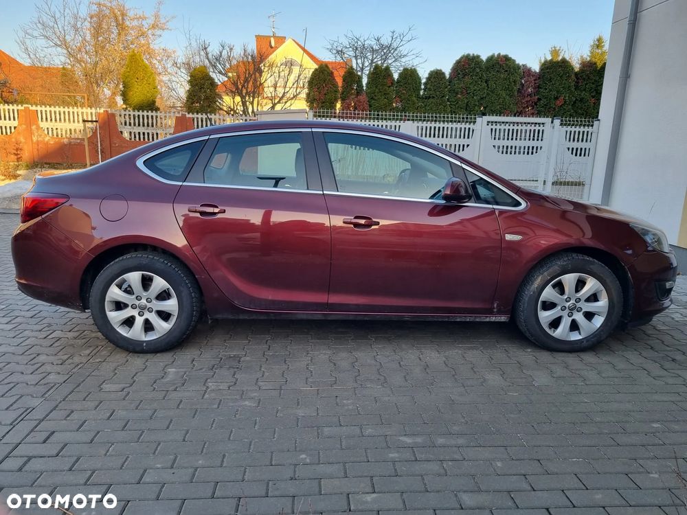 Opel Astra 1.4 T EU6 - 2
