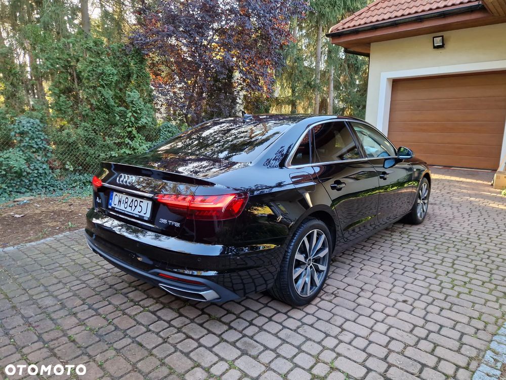 Audi A4 2024 photo 2