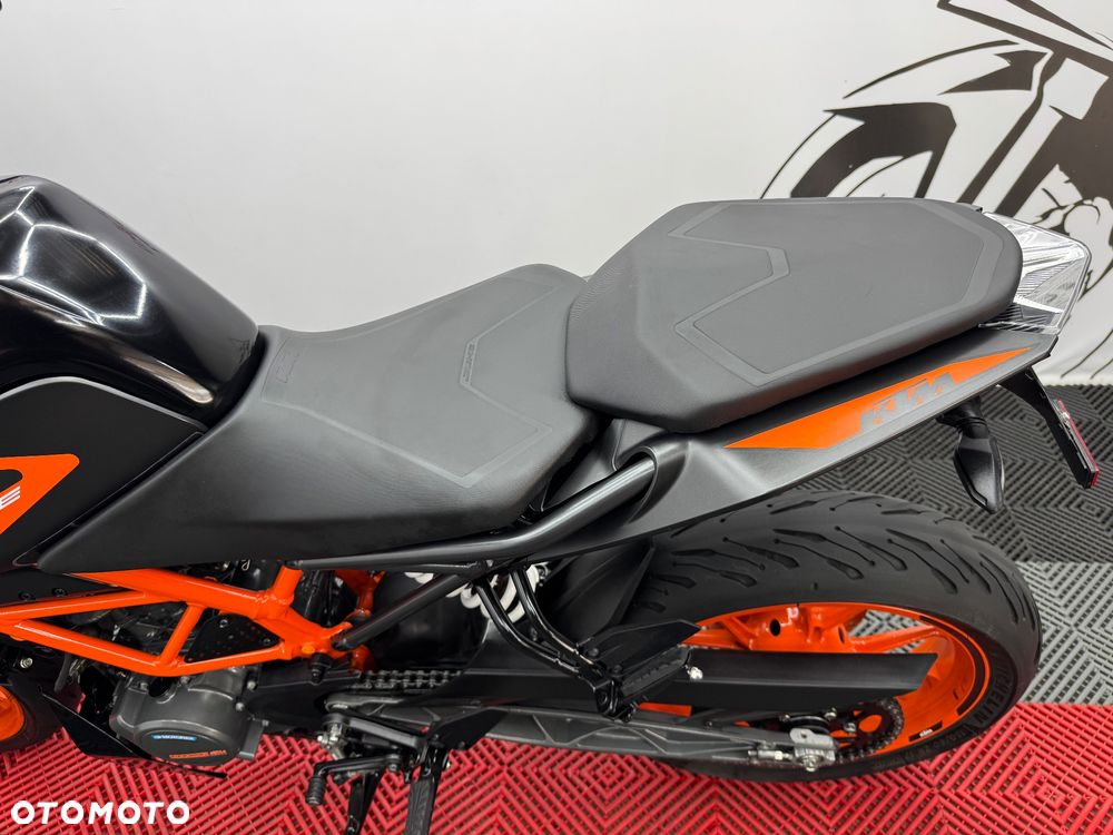 KTM Duke - 13