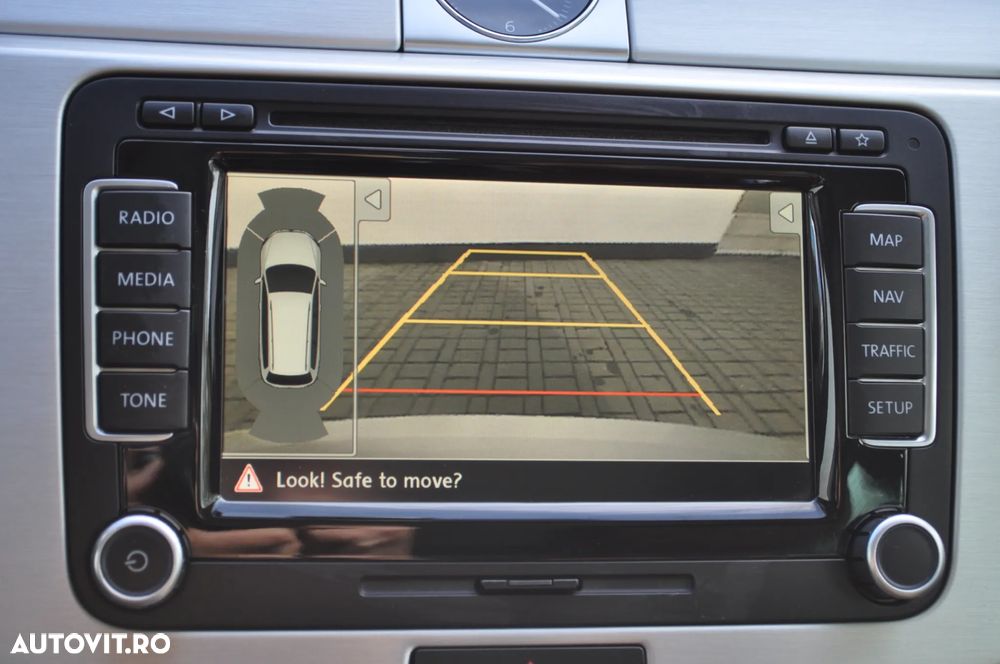 Volkswagen Passat Variant 2.0 TDI Blue TDI DSG Highline - 36