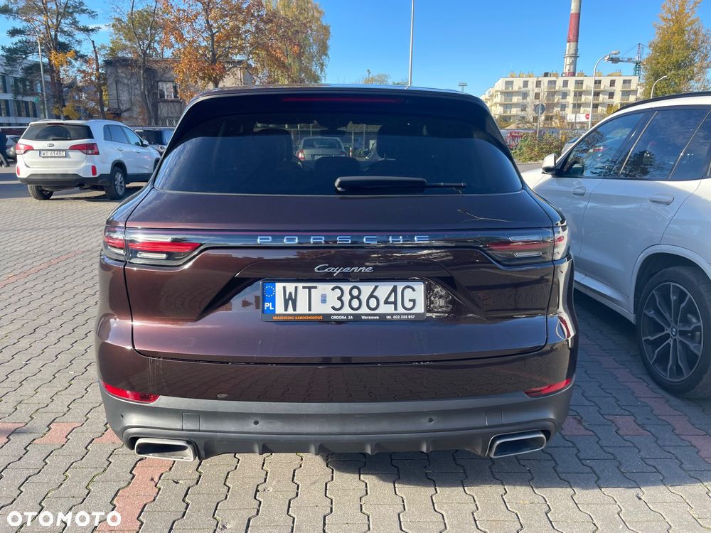 Porsche Cayenne Standard - 2