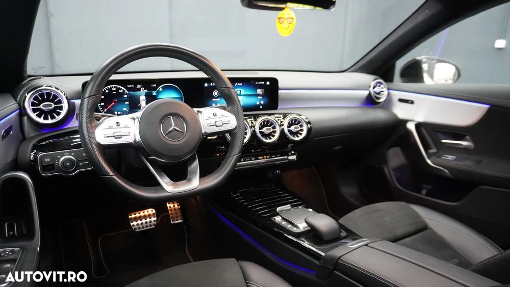 Mercedes-Benz CLA 200 7G-DCT AMG Line - 17