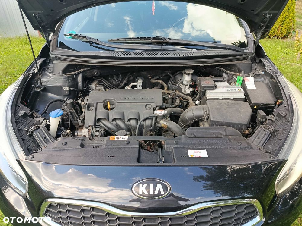 Kia Ceed - 8