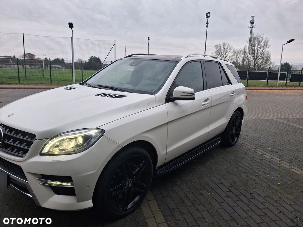 Mercedes-Benz ML - 14