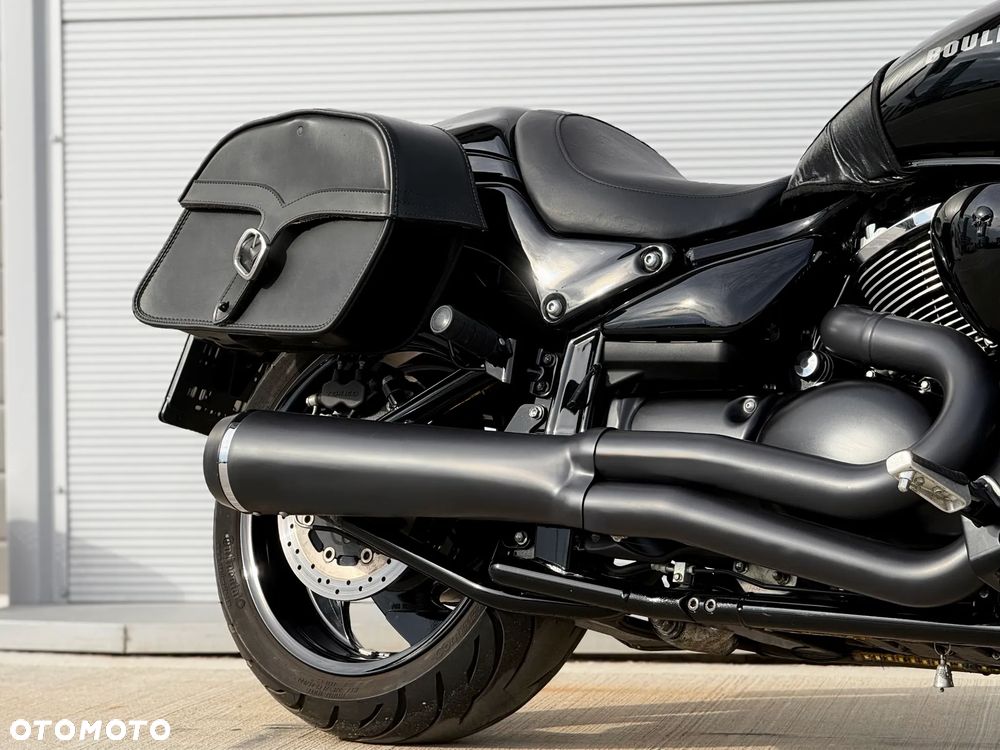 Suzuki Boulevard - 39
