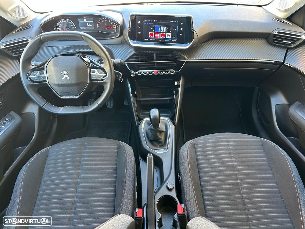 Peugeot 208 1.2 PureTech SE Style - 7