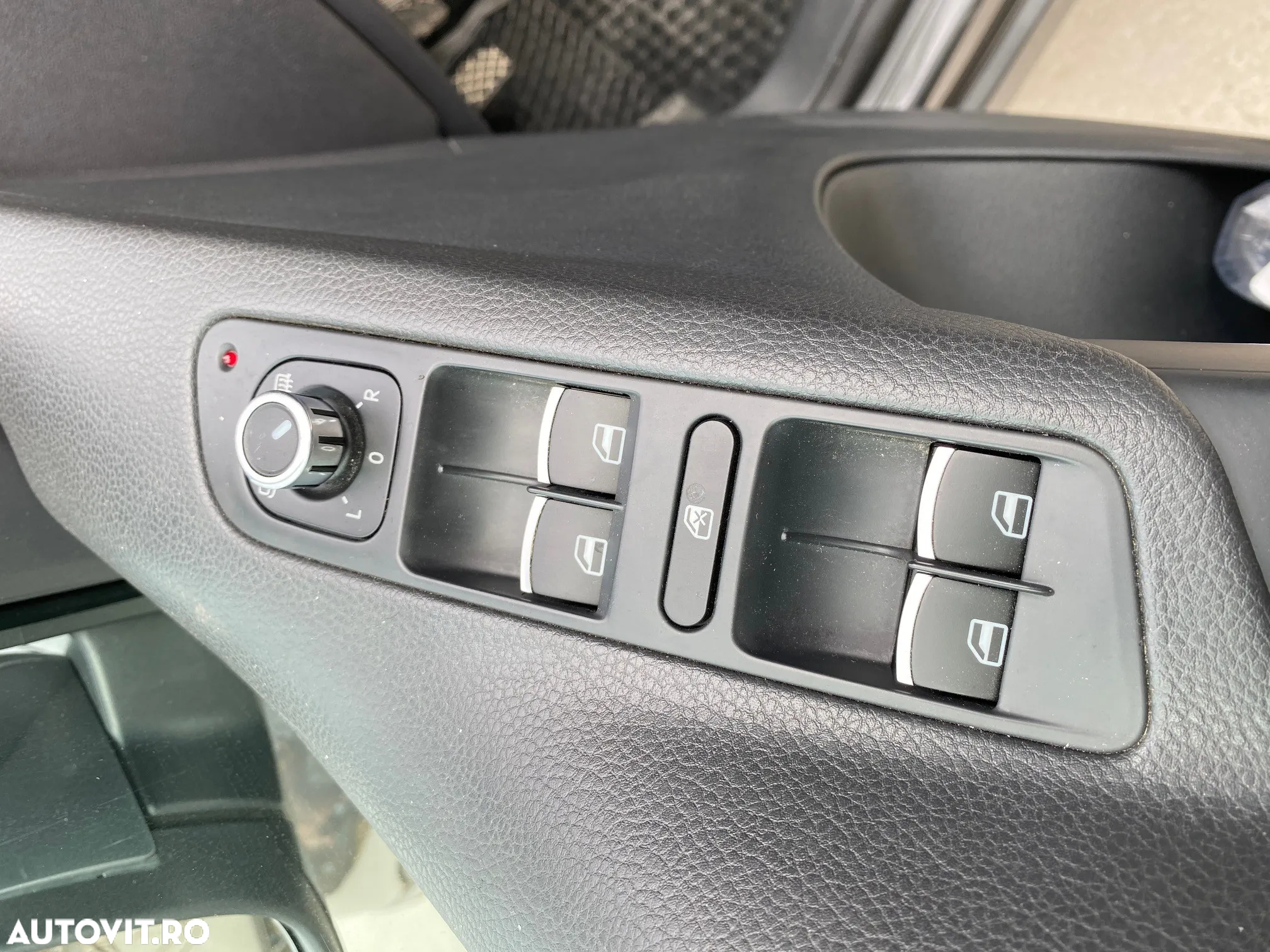 Volkswagen Tiguan - 17