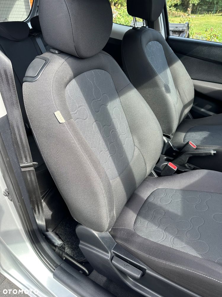 Hyundai i20 - 10