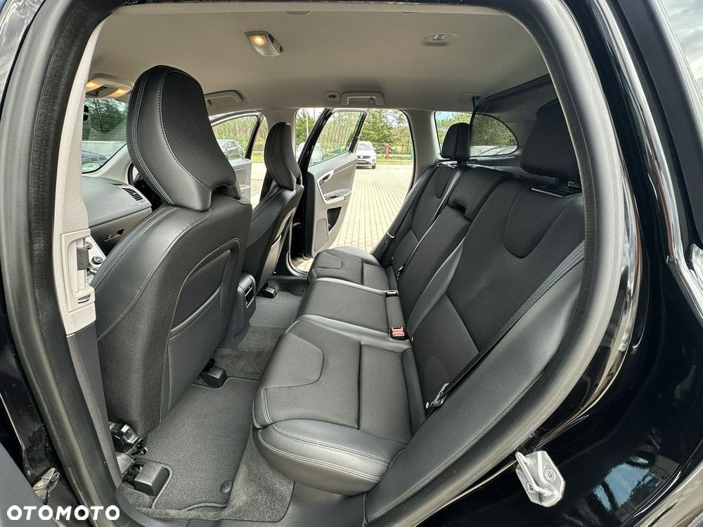 Volvo XC 60 D4 Geartronic Kinetic - 12