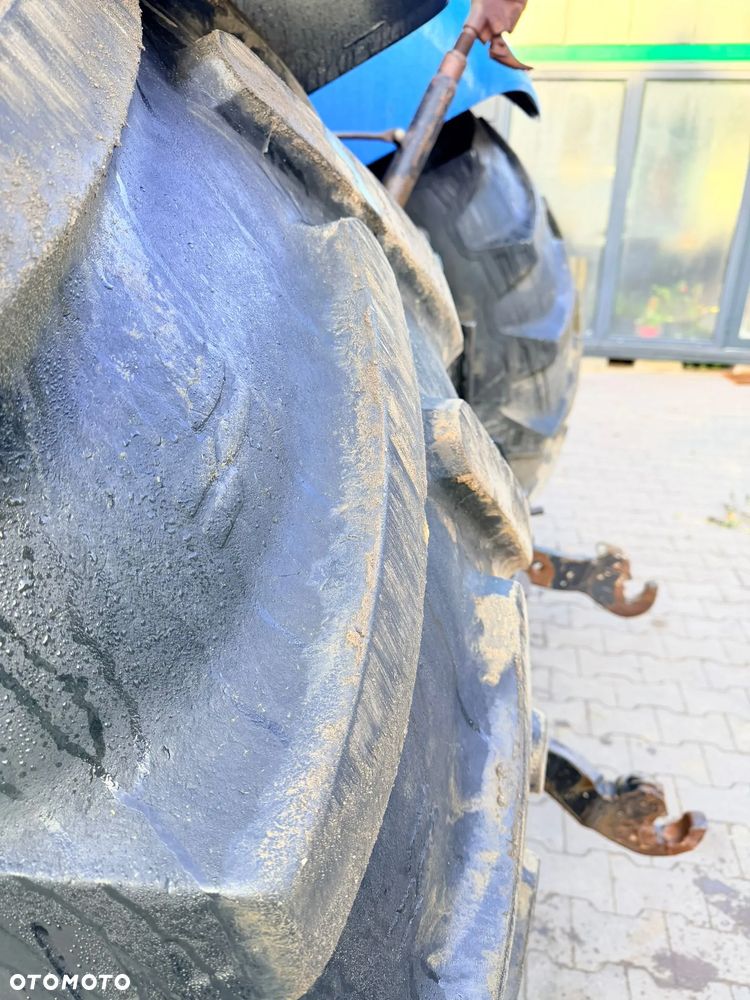 New Holland T7050 - 28