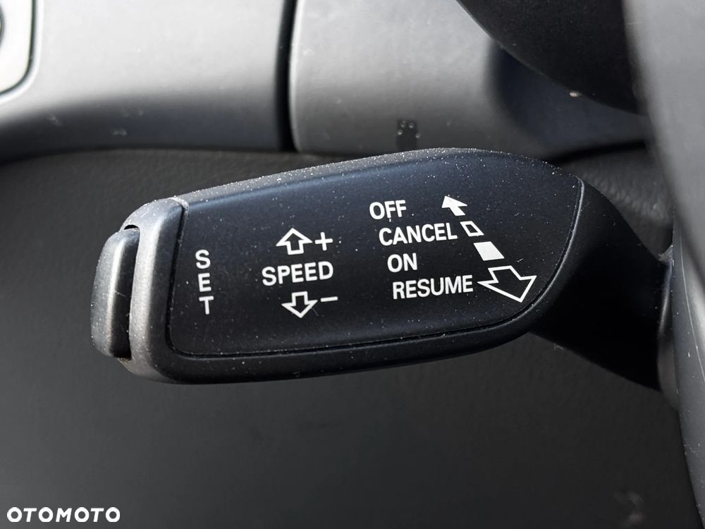 Audi A4 Avant 2.0 TDI S tronic quattro - 24