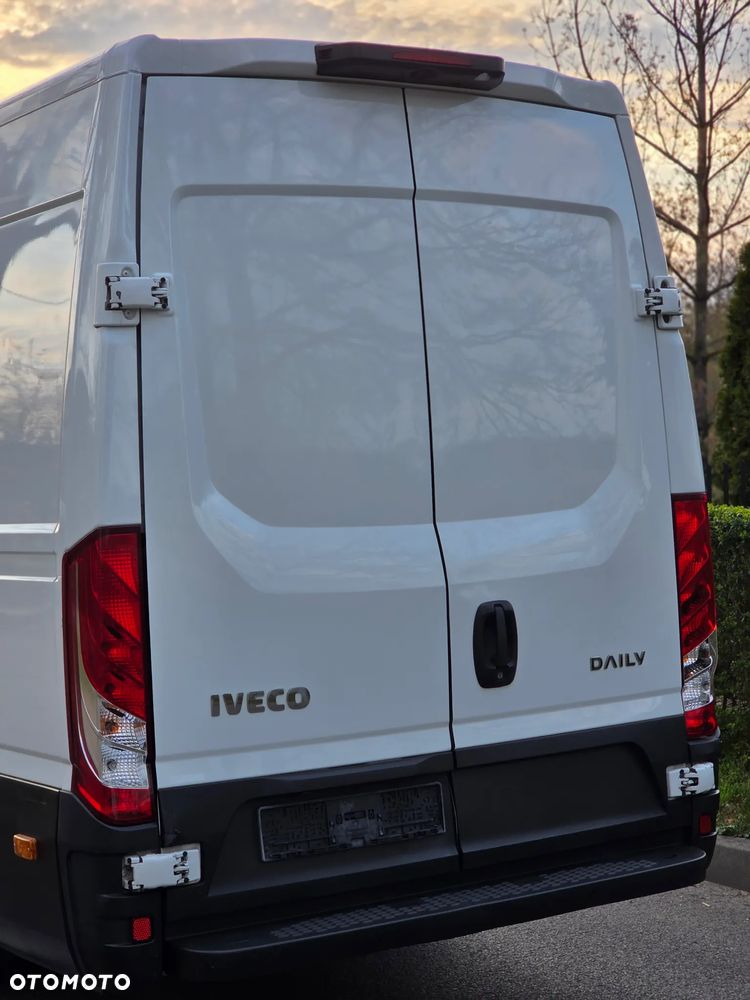 Iveco Daily - 12